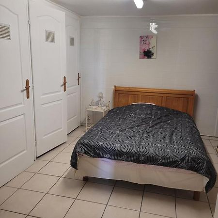 Appartement Les Perrieres ブリーブ・ラ ・ガイヤルド エクステリア 写真